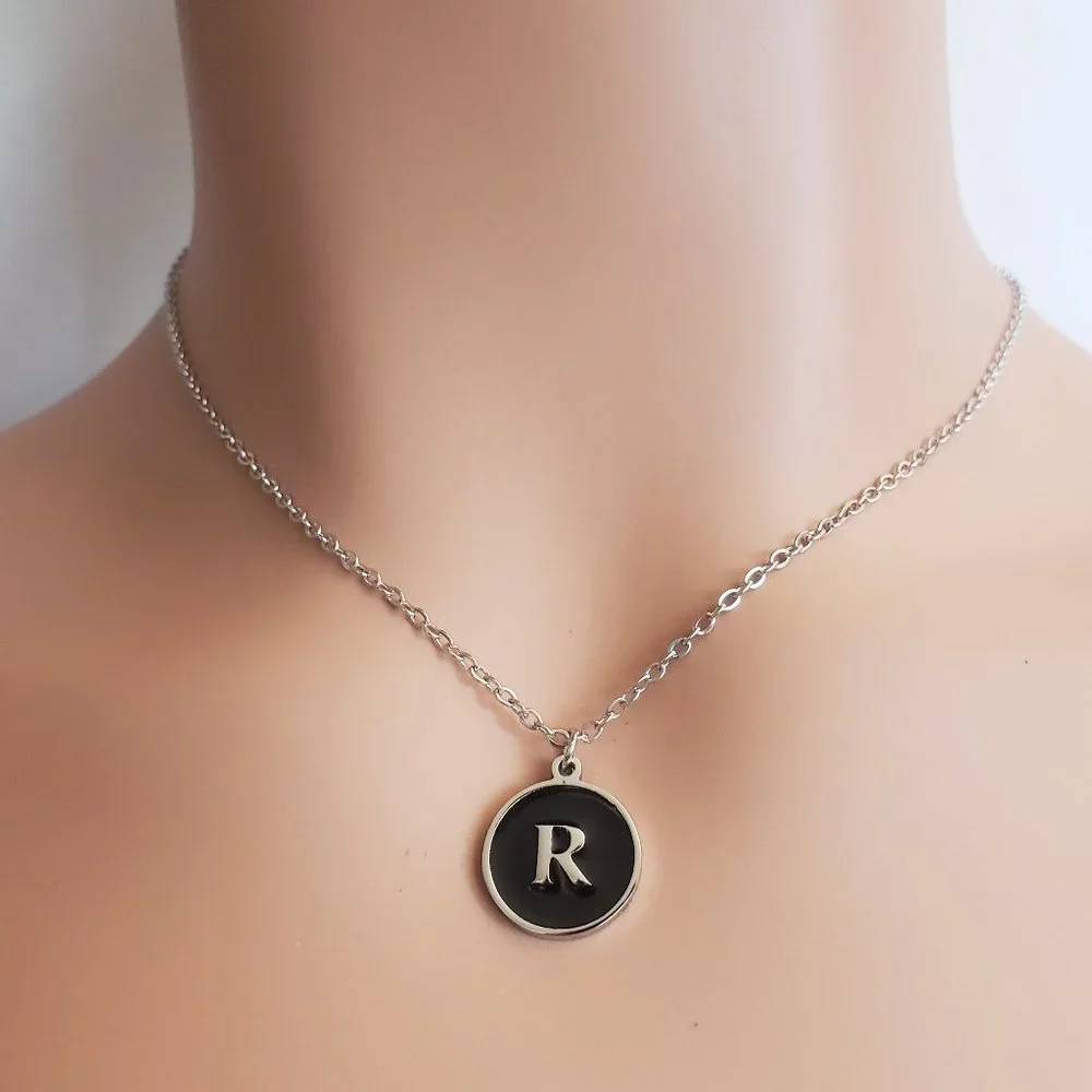 Initial R Silver Necklace - Picture 1 of 1
